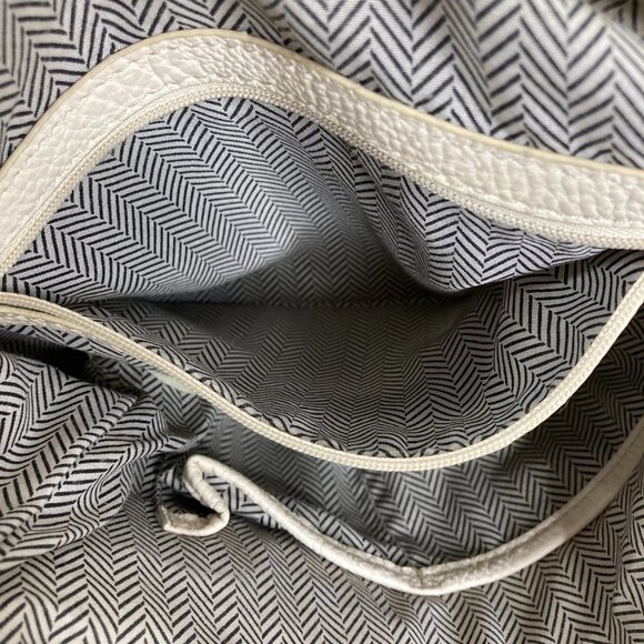 Steve Madden Diagonal Zip Pebbled Shoulder Bag - Picture 13 of 14